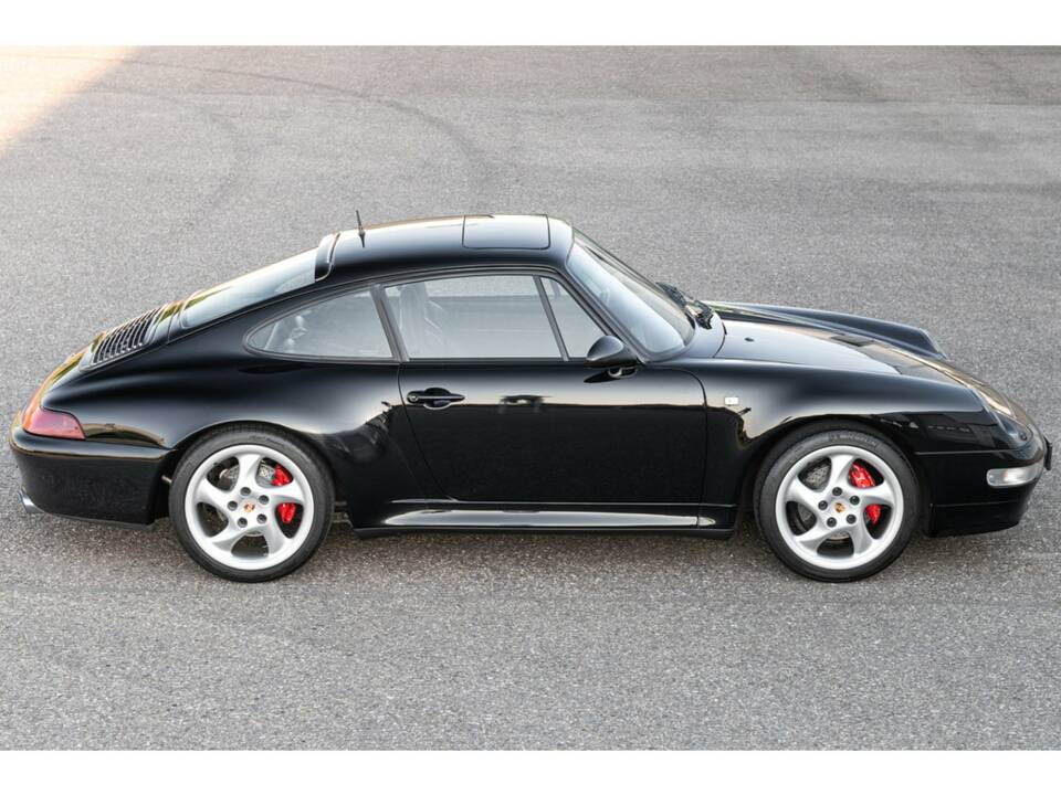 Imagen 2/29 de Porsche 911 Carrera S (1997)