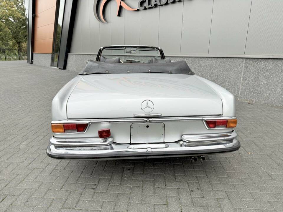Bild 8/35 von Mercedes-Benz 280 SE (1970)