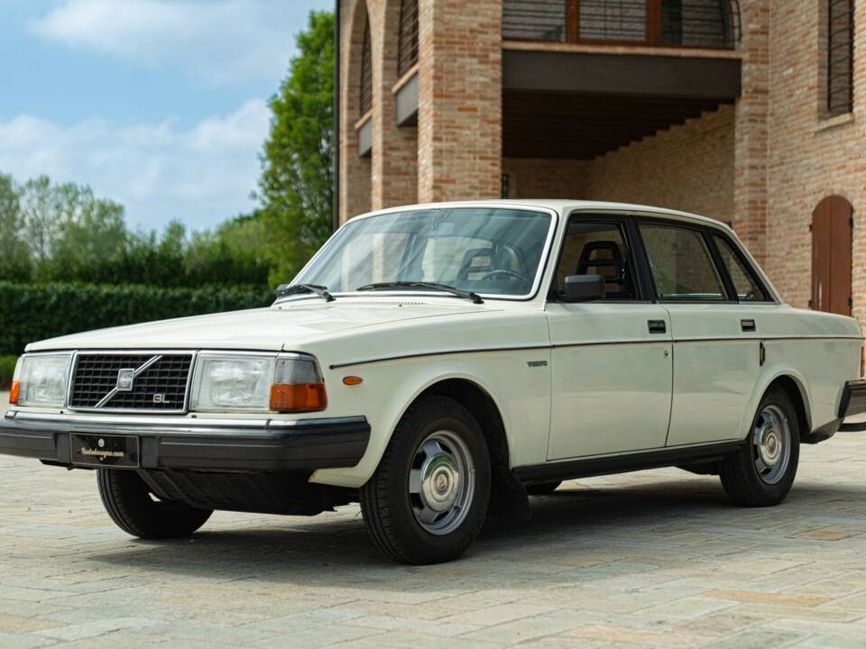 Bild 1/50 von Volvo 240 Diesel (1982)