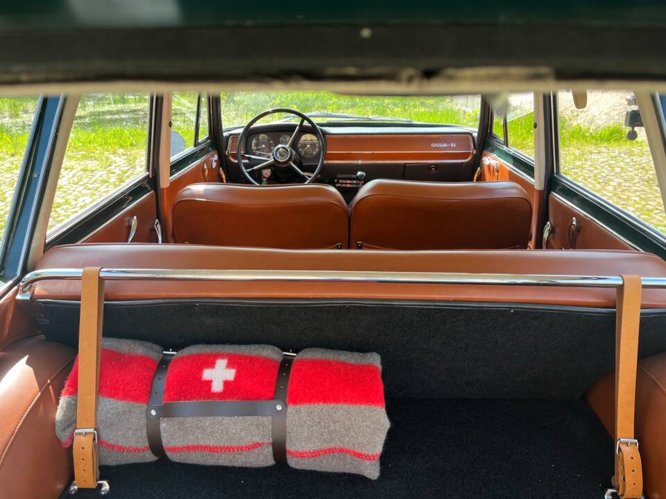 Image 7/16 of Alfa Romeo Giulia 1600 TI Giardinetta (1967)