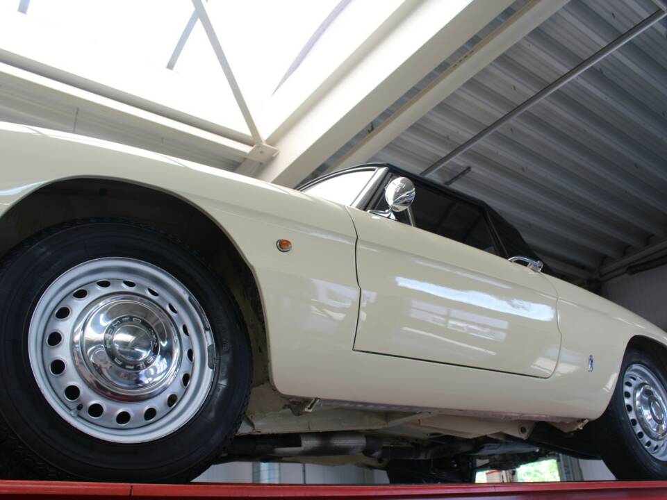 Image 7/50 de Alfa Romeo 1600 Spider Duetto (1967)