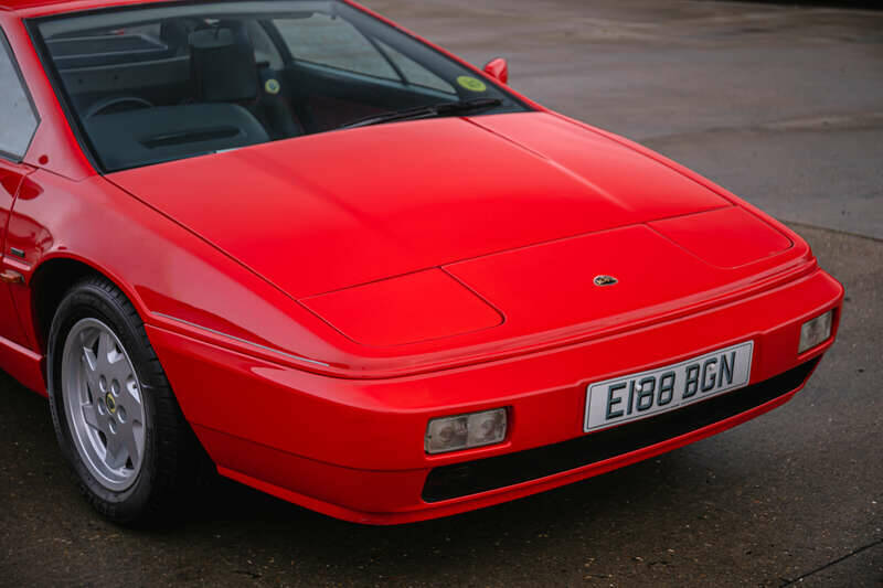 Afbeelding 8/37 van Lotus Esprit (1988)