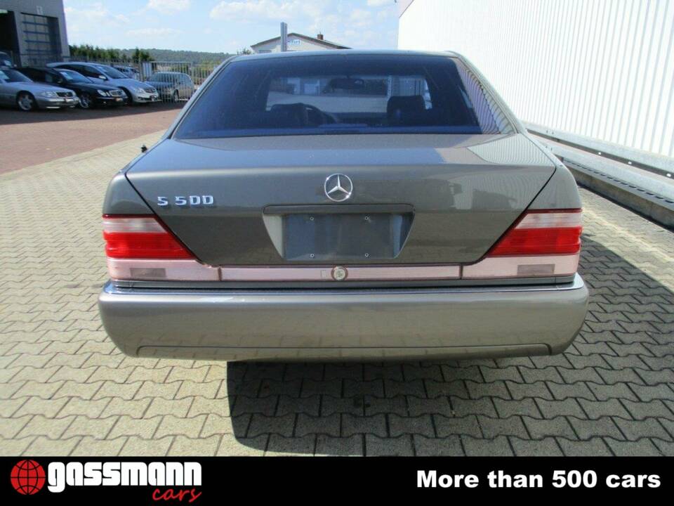 Bild 7/15 von Mercedes-Benz 300 SE (1992)