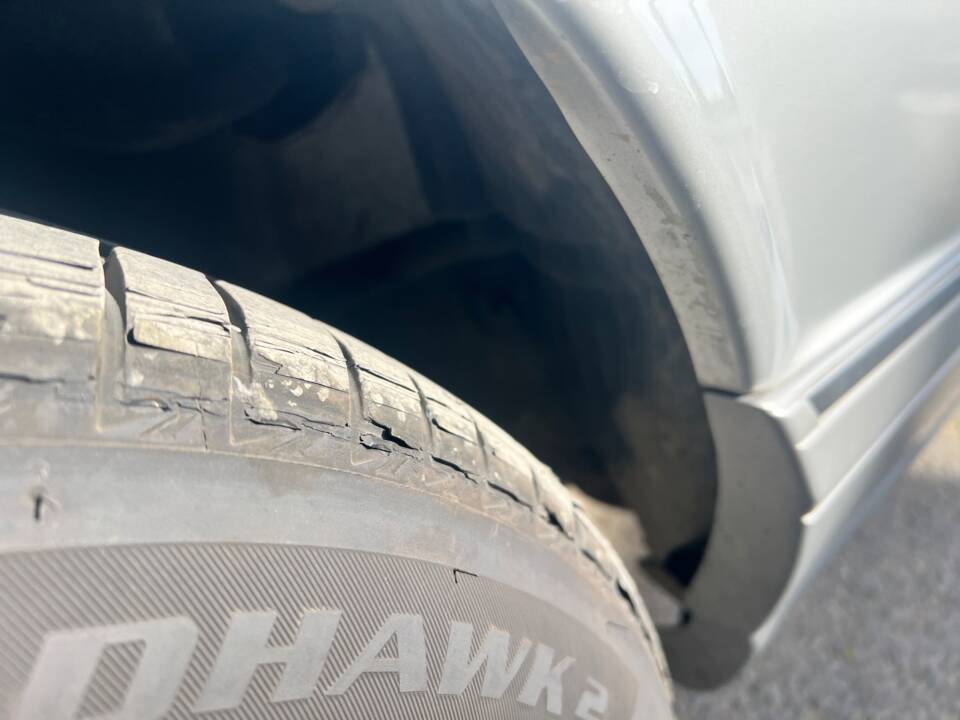 Image 19/77 of Mercedes-Benz 380 SEC (1982)