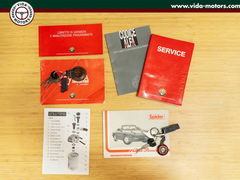 Bild 14/14 von Alfa Romeo 2.0 Spider (1992)