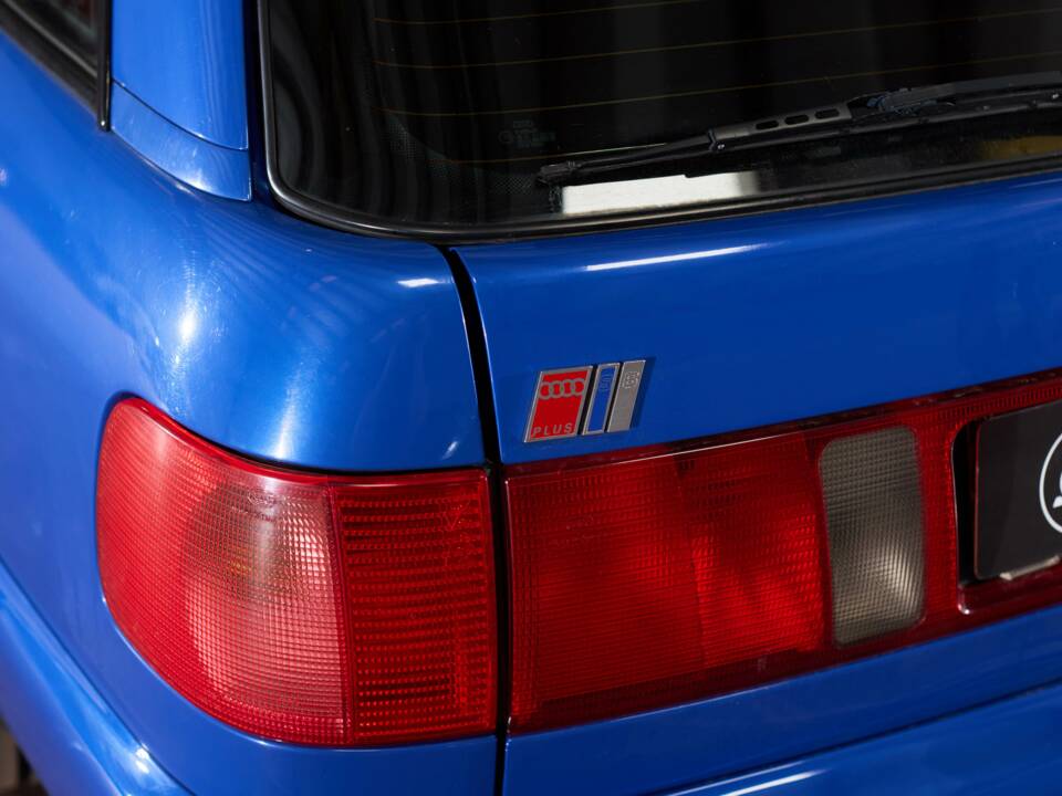 Image 74/113 of Audi S6 Plus Avant (1996)