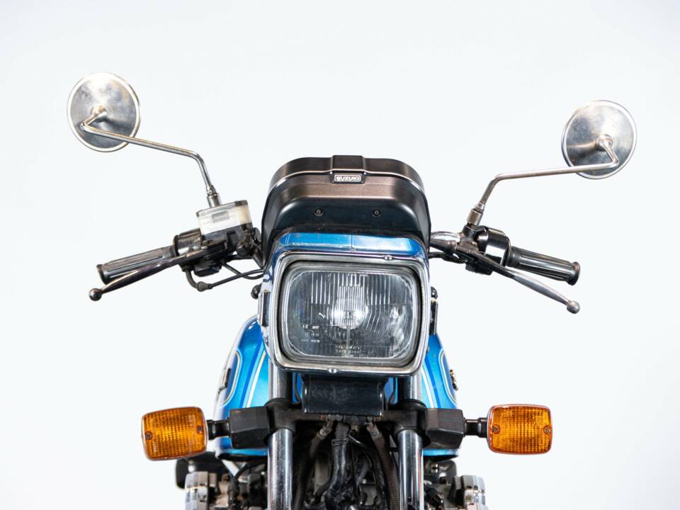 Bild 48/50 von Suzuki DUMMY (1981)