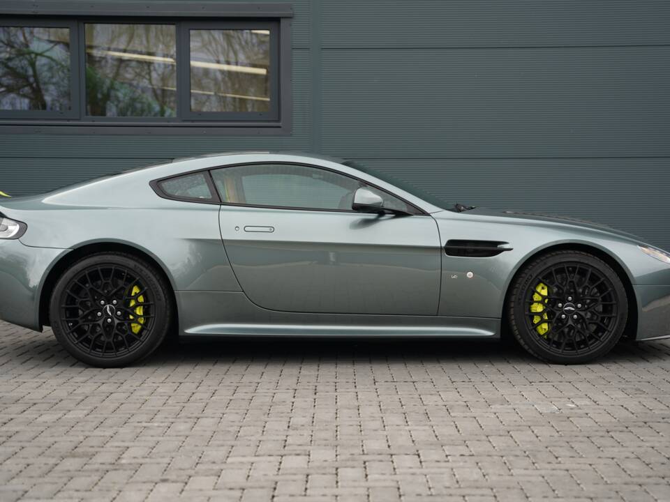 Bild 3/50 von Aston Martin V12 Vantage AMR (2017)