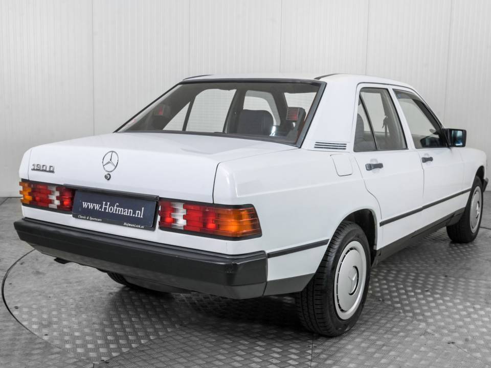 Immagine 24/50 di Mercedes-Benz 190 D (1986)