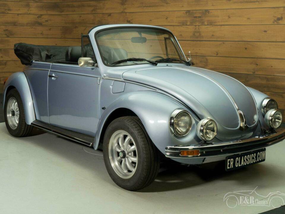 Image 4/19 of Volkswagen Super Beetle (1974)