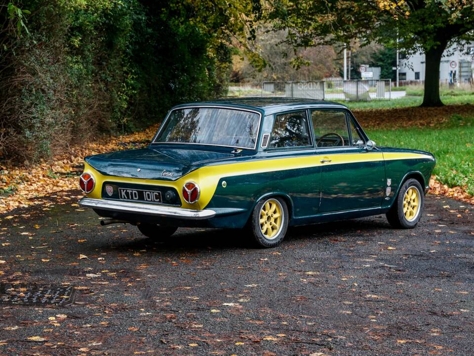 Afbeelding 15/40 van Ford Cortina 1200 (1965)