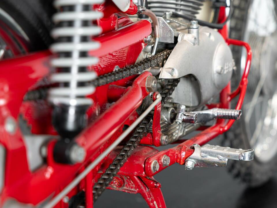 Afbeelding 15/39 van Moto Morini Corsaro 125 (1969)