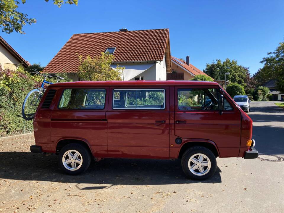 Image 5/45 of Volkswagen T3 Multivan 2.1 (1987)