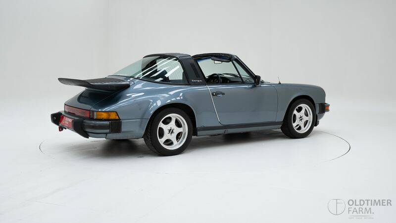 Immagine 2/15 di Porsche 911 Carrera 3.2 (1984)