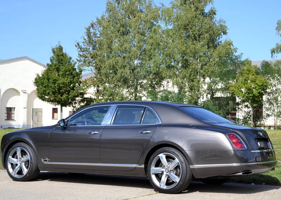 Image 5/36 de Bentley Mulsanne Speed (2015)