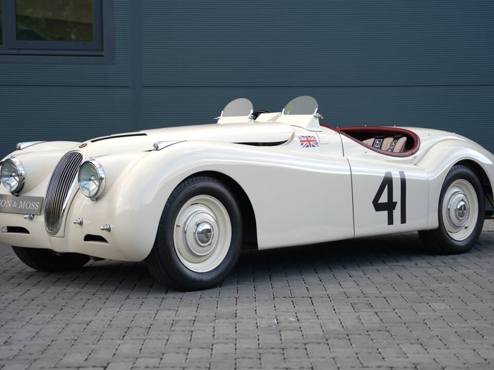 Image 4/50 of Jaguar XK 120 OTS (1950)