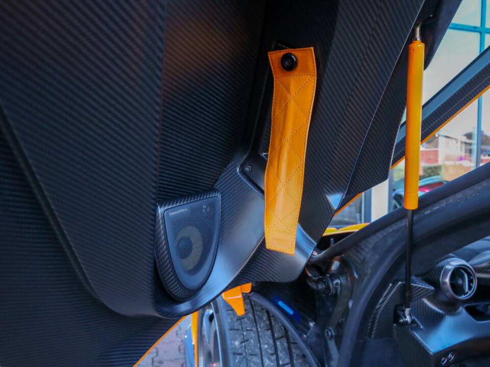 Immagine 43/50 di McLaren Senna LM (2020)