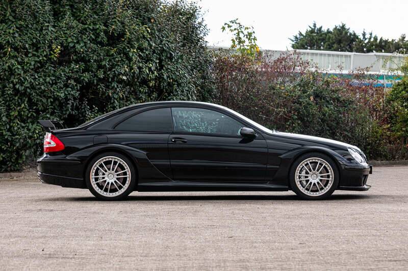 Image 5/50 of Mercedes-Benz CLK DTM AMG (2004)