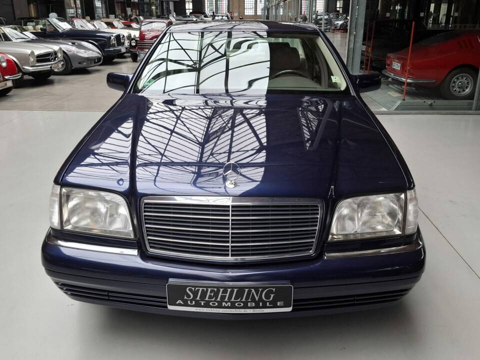 Bild 2/22 von Mercedes-Benz S 420 L (1994)
