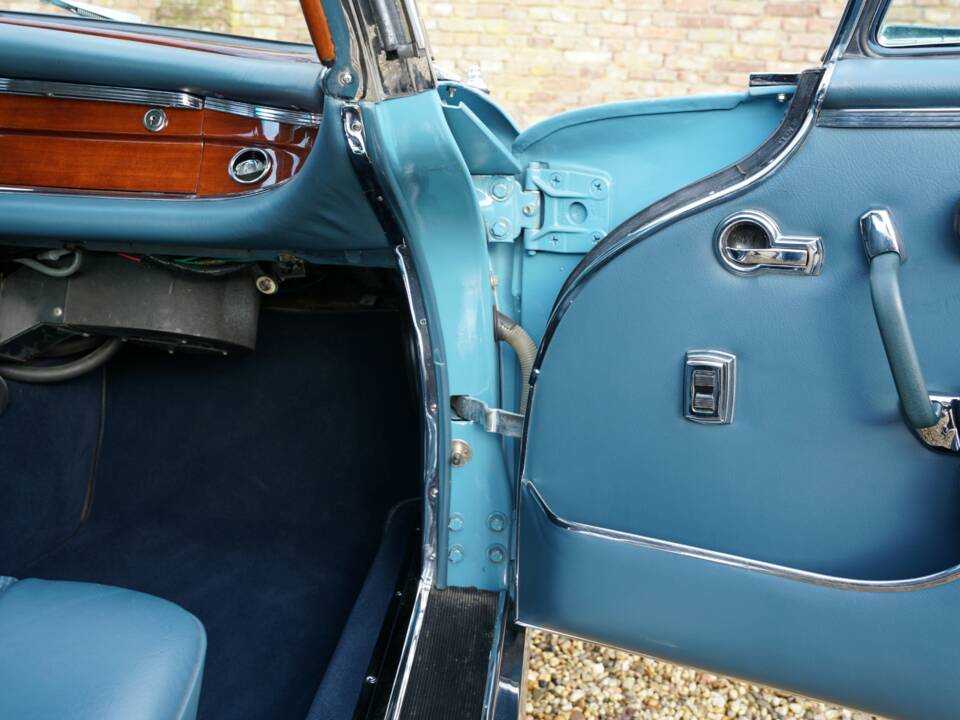 Bild 45/50 von Mercedes-Benz 250 SE (1967)