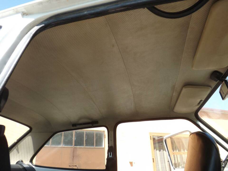 Image 24/50 de FIAT 127 (1972)