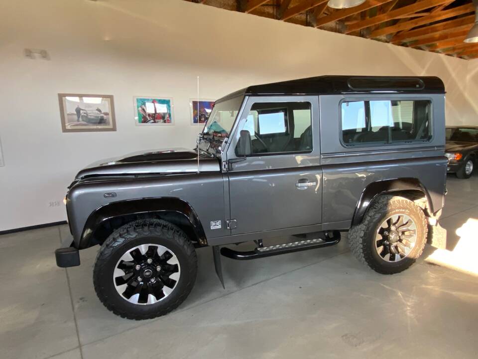 Afbeelding 3/43 van Land Rover Defender 90 Works V8 &quot;70th Edition&quot; (2018)