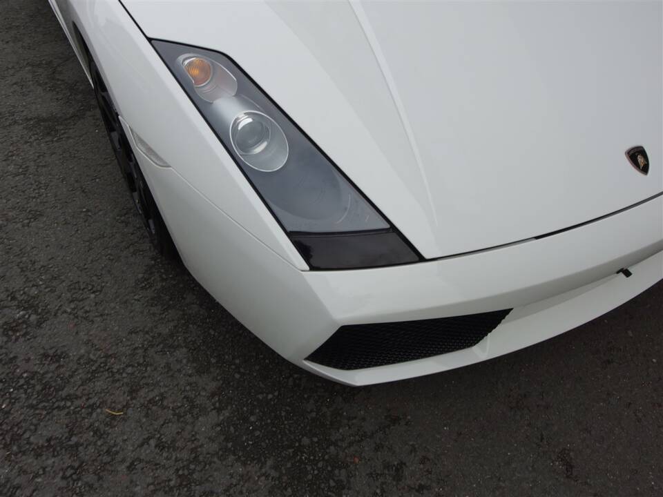 Image 41/100 of Lamborghini Gallardo (2005)