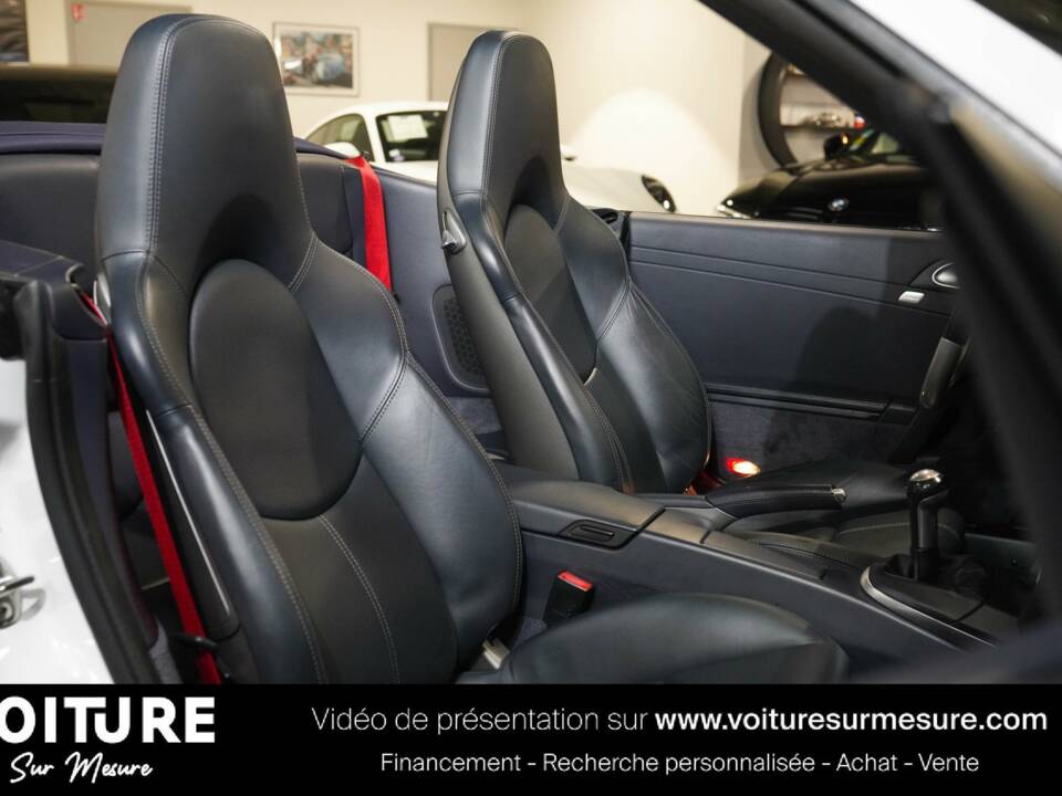 Image 12/29 of Porsche 911 Carrera 4S (2006)