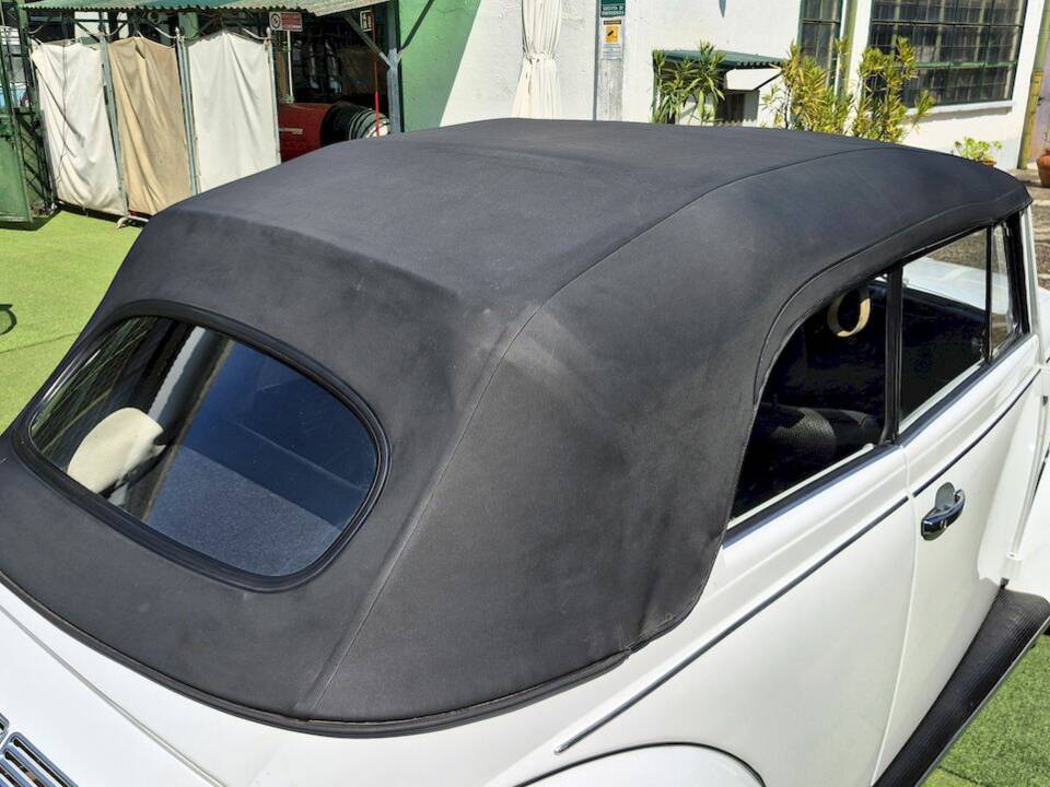 Image 72/73 of Volkswagen Beetle 1300 (1972)
