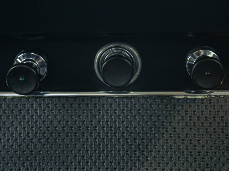 Image 39/50 of Porsche 911 2.2 S (1971)