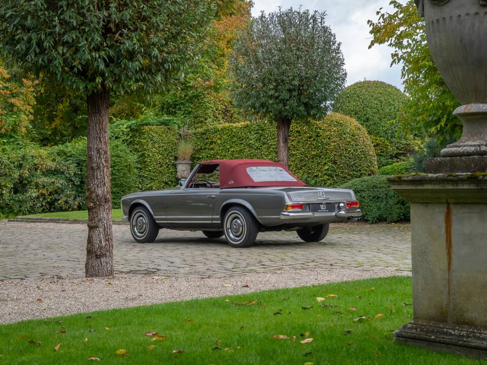 Bild 5/28 von Mercedes-Benz 230 SL (1965)