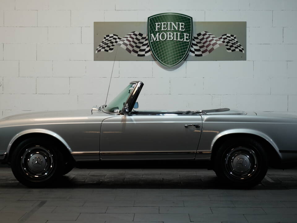 Image 2/35 of Mercedes-Benz 230 SL (1964)