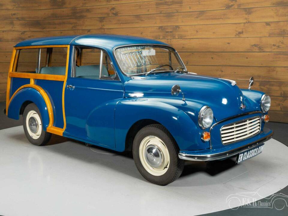 Image 4/19 of Morris Minor 1000 Traveller (1971)