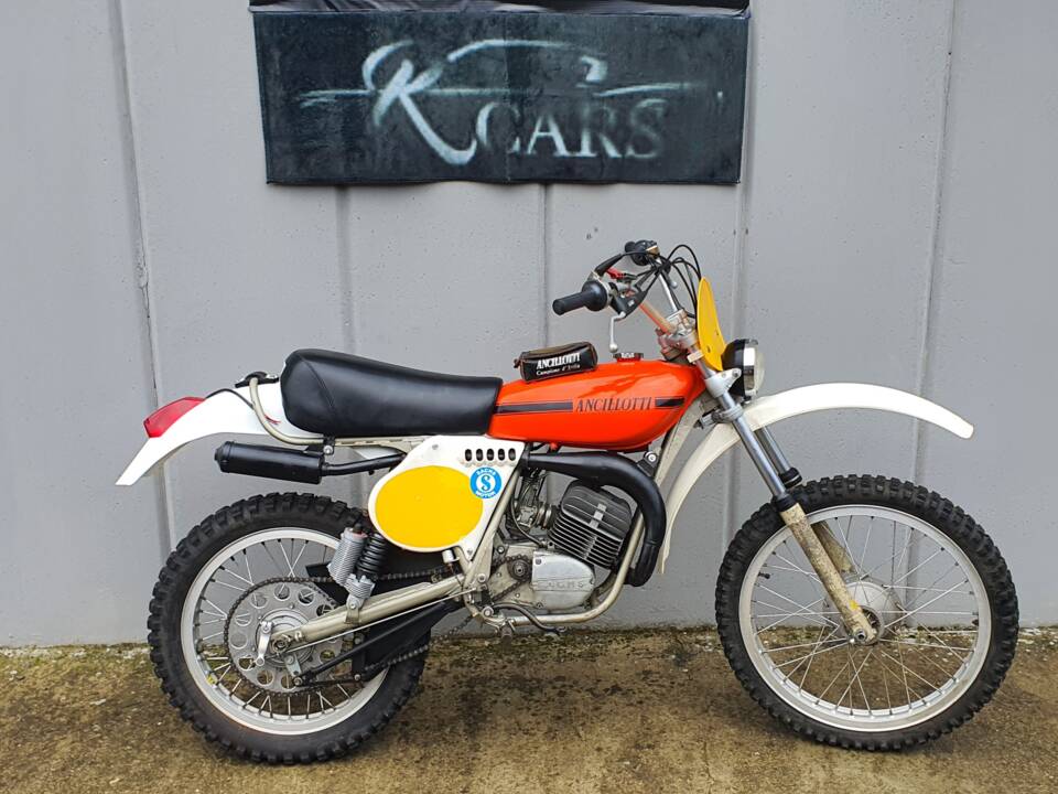 Immagine 2/8 di Ancillotti DUMMY (1976)