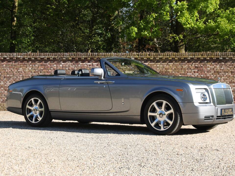 Image 49/50 of Rolls-Royce Phantom DHC (2009)
