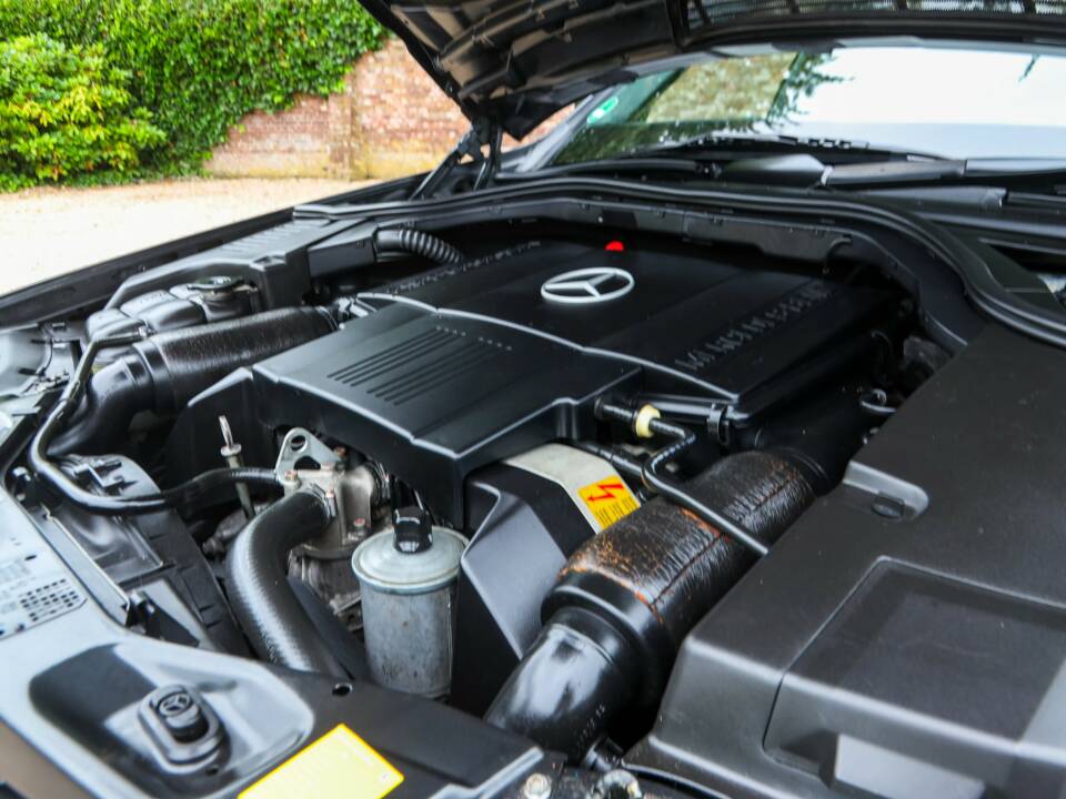 Bild 34/50 von Mercedes-Benz 400 SE (1991)
