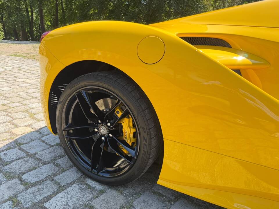 Image 11/18 of Ferrari 488 Spider (2018)