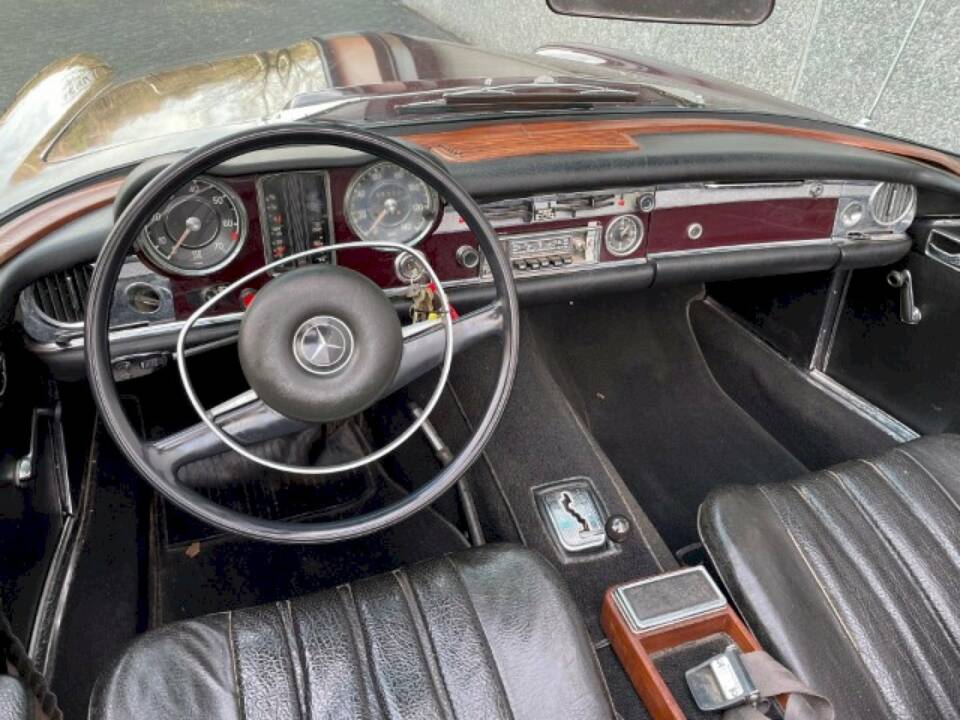 Bild 16/32 von Mercedes-Benz 280 SL (1968)
