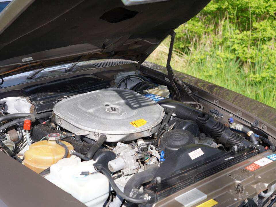Bild 19/19 von Mercedes-Benz 560 SL (1989)