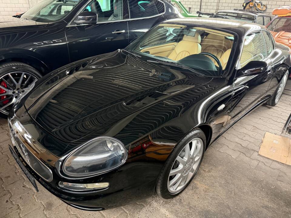 Bild 2/10 von Maserati 3200 GT (2000)