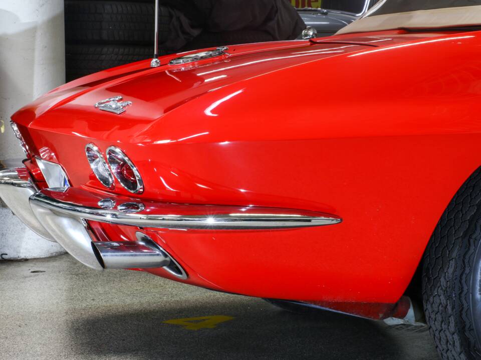 Bild 23/23 von Chevrolet Corvette Sting Ray Convertible (1965)