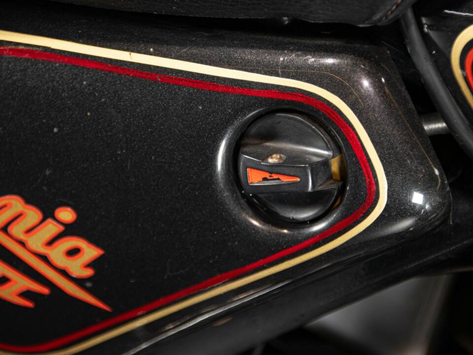 Image 44/50 of Moto Guzzi California III (1988)