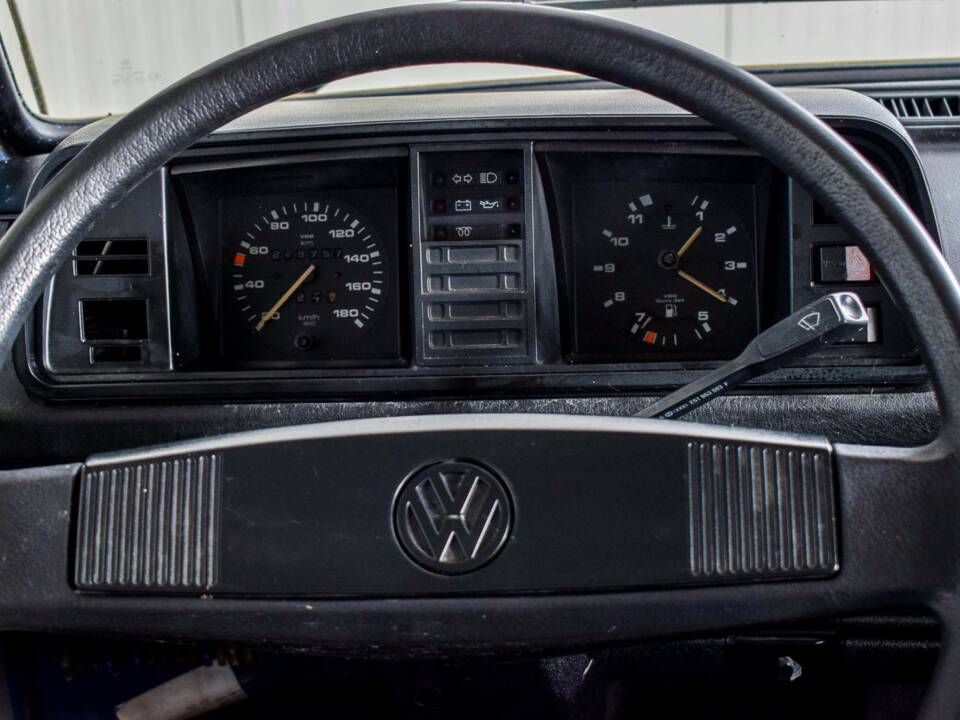 Bild 32/43 von Volkswagen T3 Transporter TD 1.6 (1987)