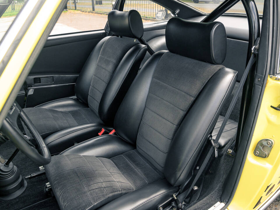 Afbeelding 26/46 van Porsche 911 Carrera RS 2.7 (Touring) (1973)