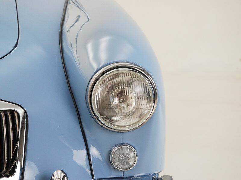 Bild 13/15 von MG MGA 1500 (1957)