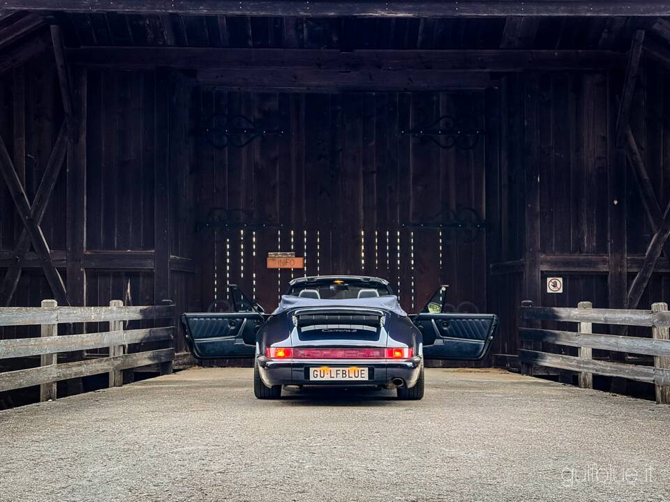 Image 7/42 of Porsche 911 Carrera 2 (1991)
