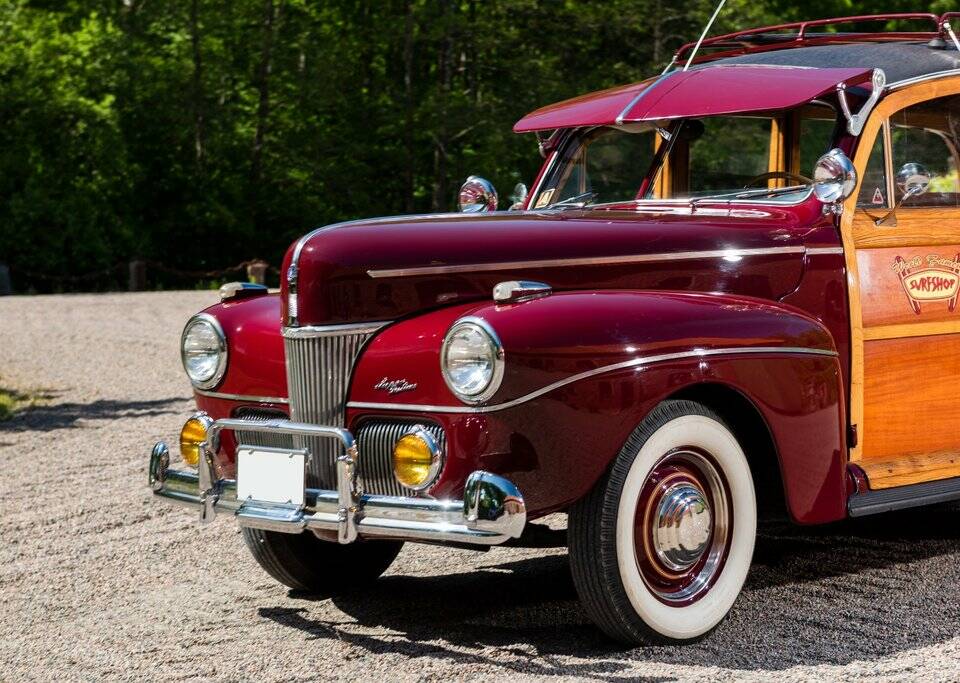 Bild 2/6 von Ford V8 Woody (1941)
