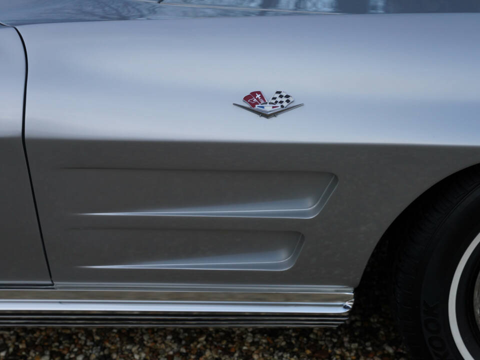 Image 39/50 of Chevrolet Corvette Sting Ray Convertible (1964)