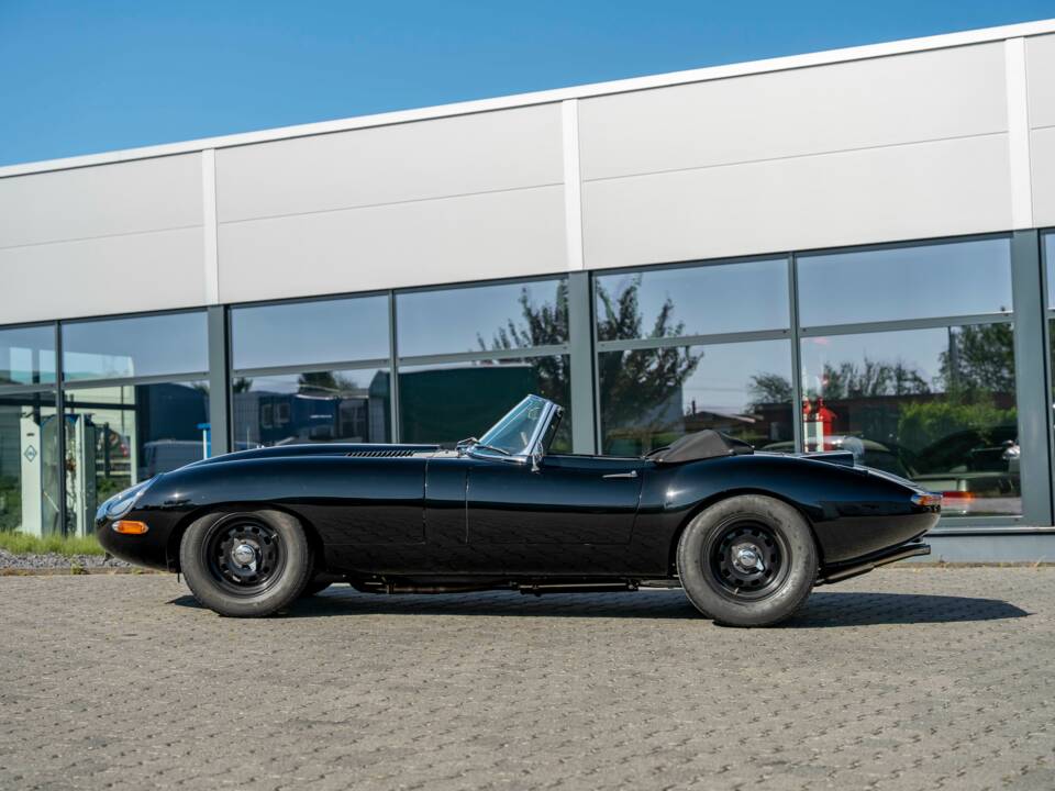 Image 4/29 de Jaguar Type E 3.8 (1961)