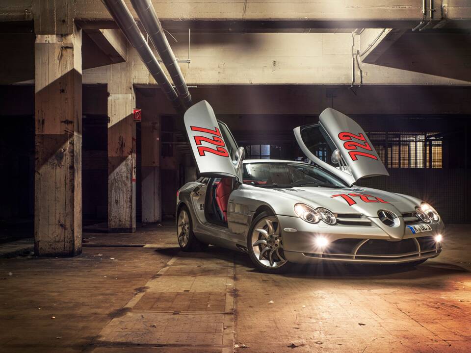 Image 9/61 of Mercedes-Benz SLR McLaren (2004)